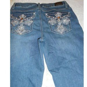 Earl Woman's Capri Jeans